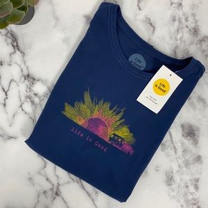 Life Is Good Navy Blue Short Sleeve Shirt Size L